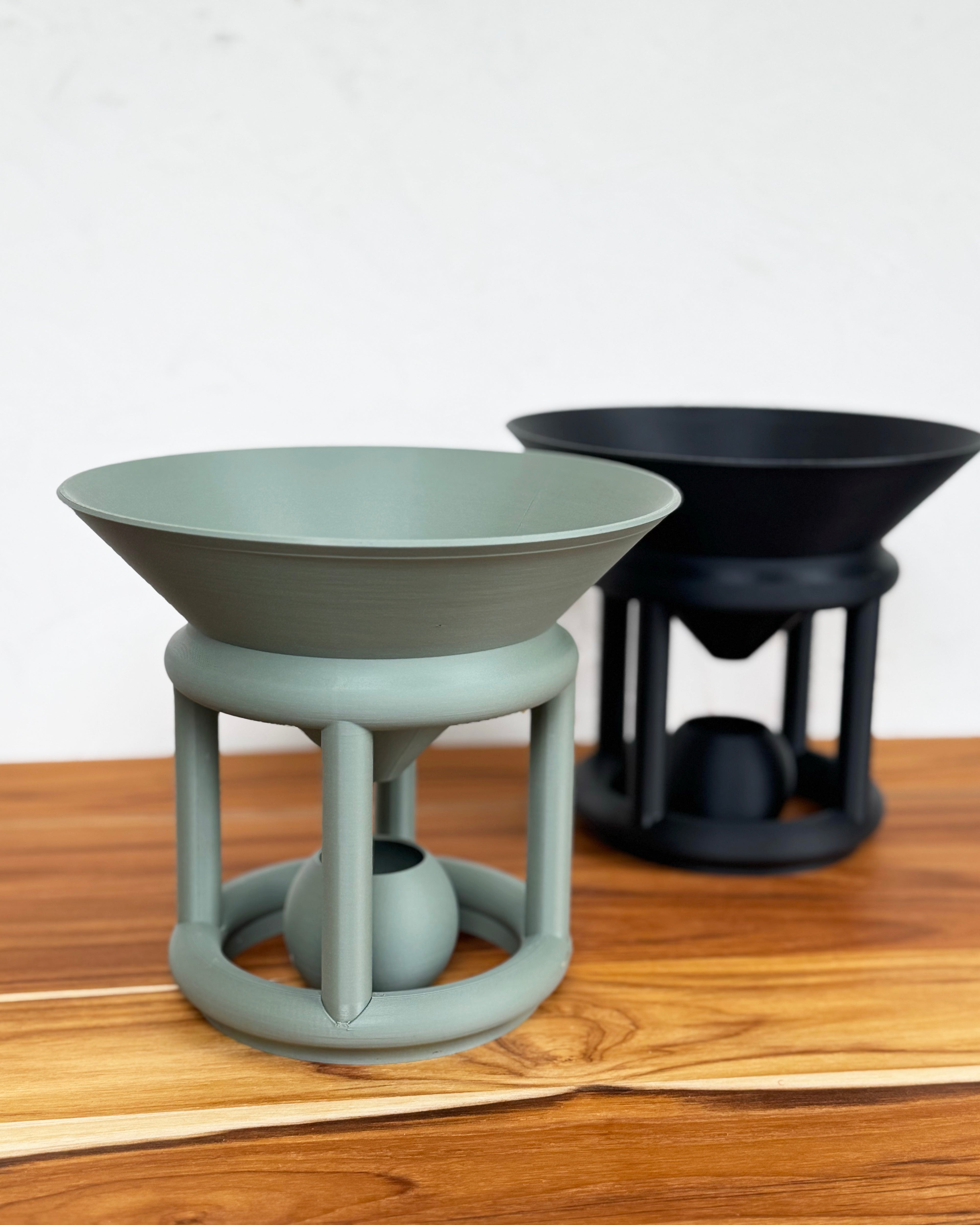 Oddyssey Sculptural Planter