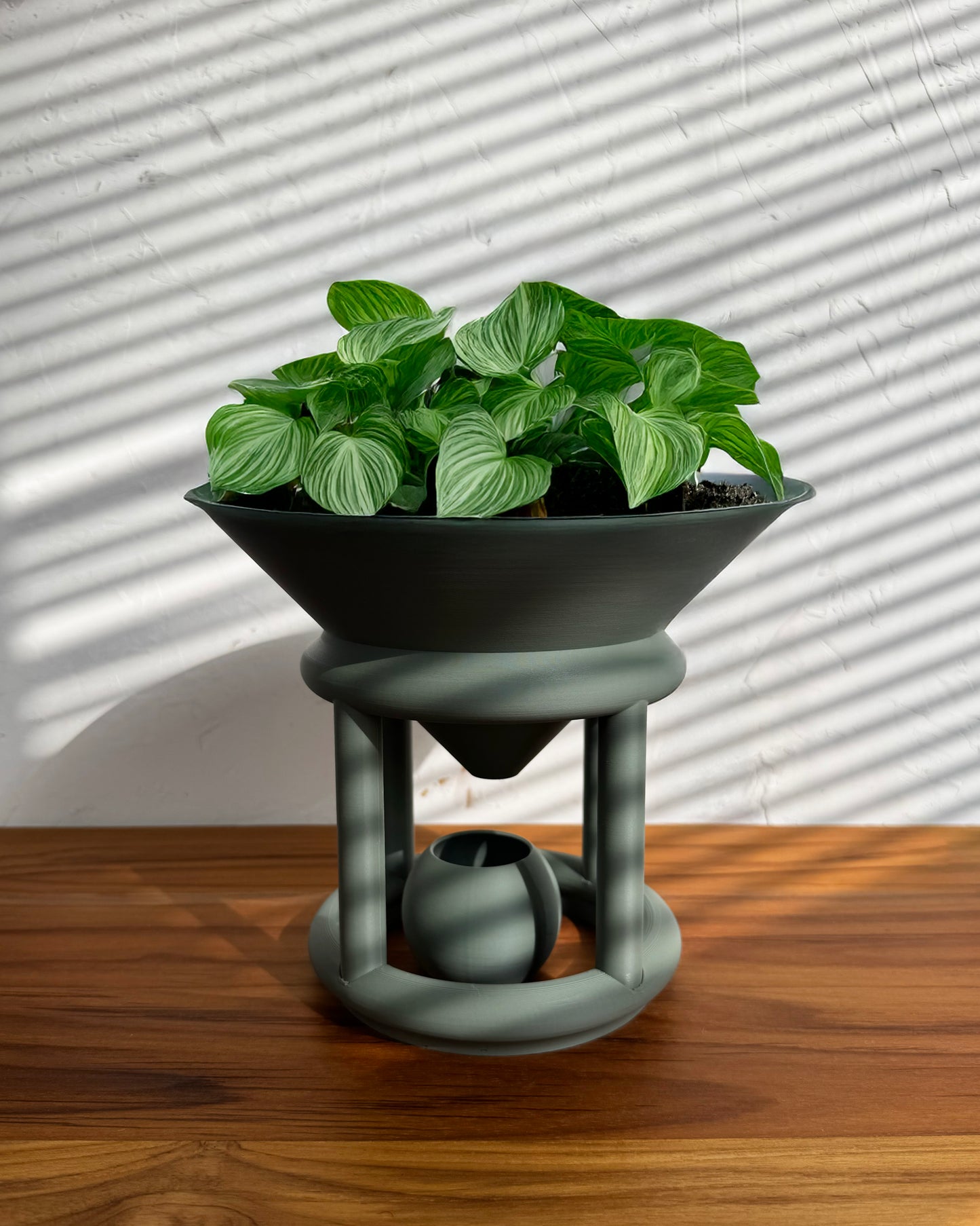 Oddyssey Sculptural Planter