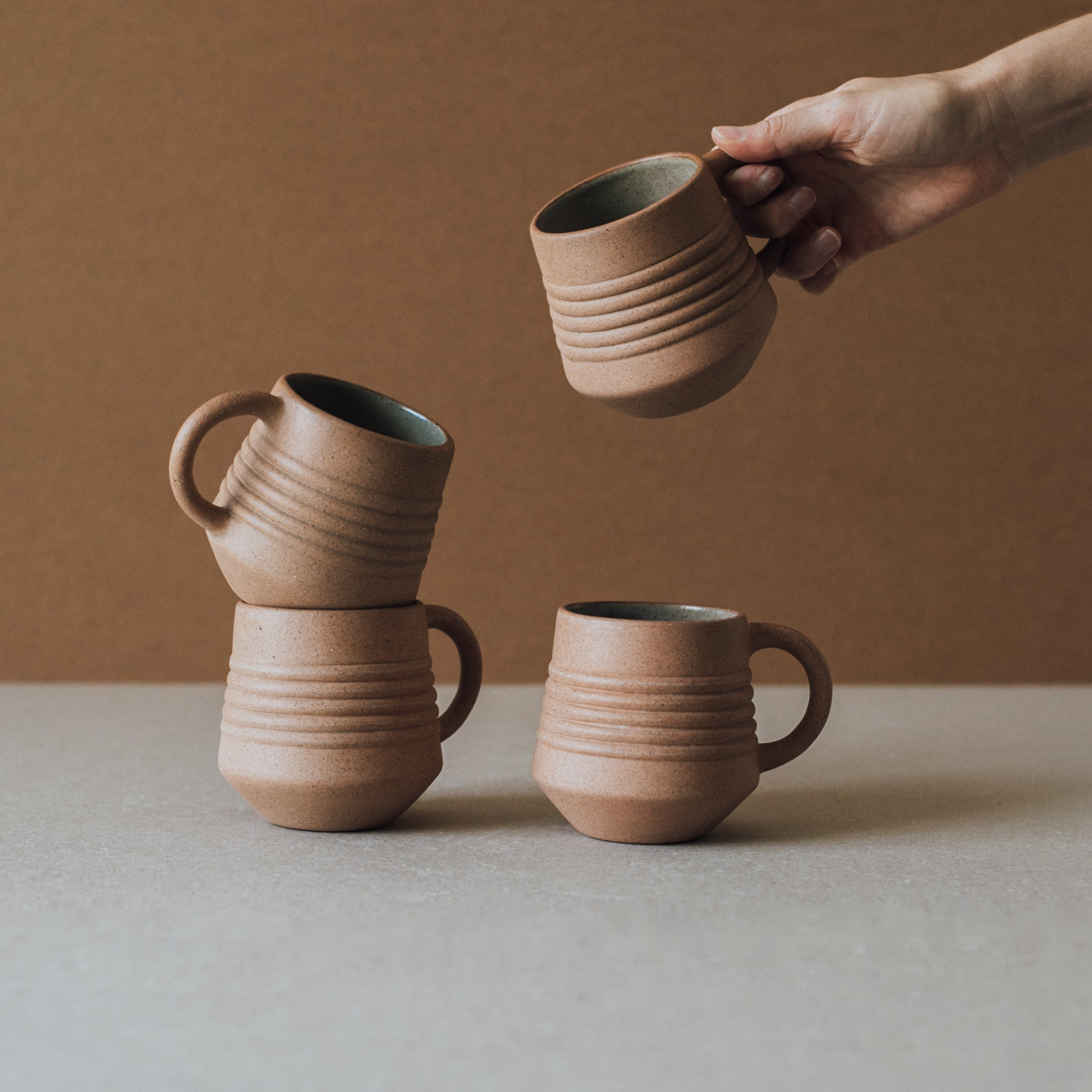 Drinkware & Mugs