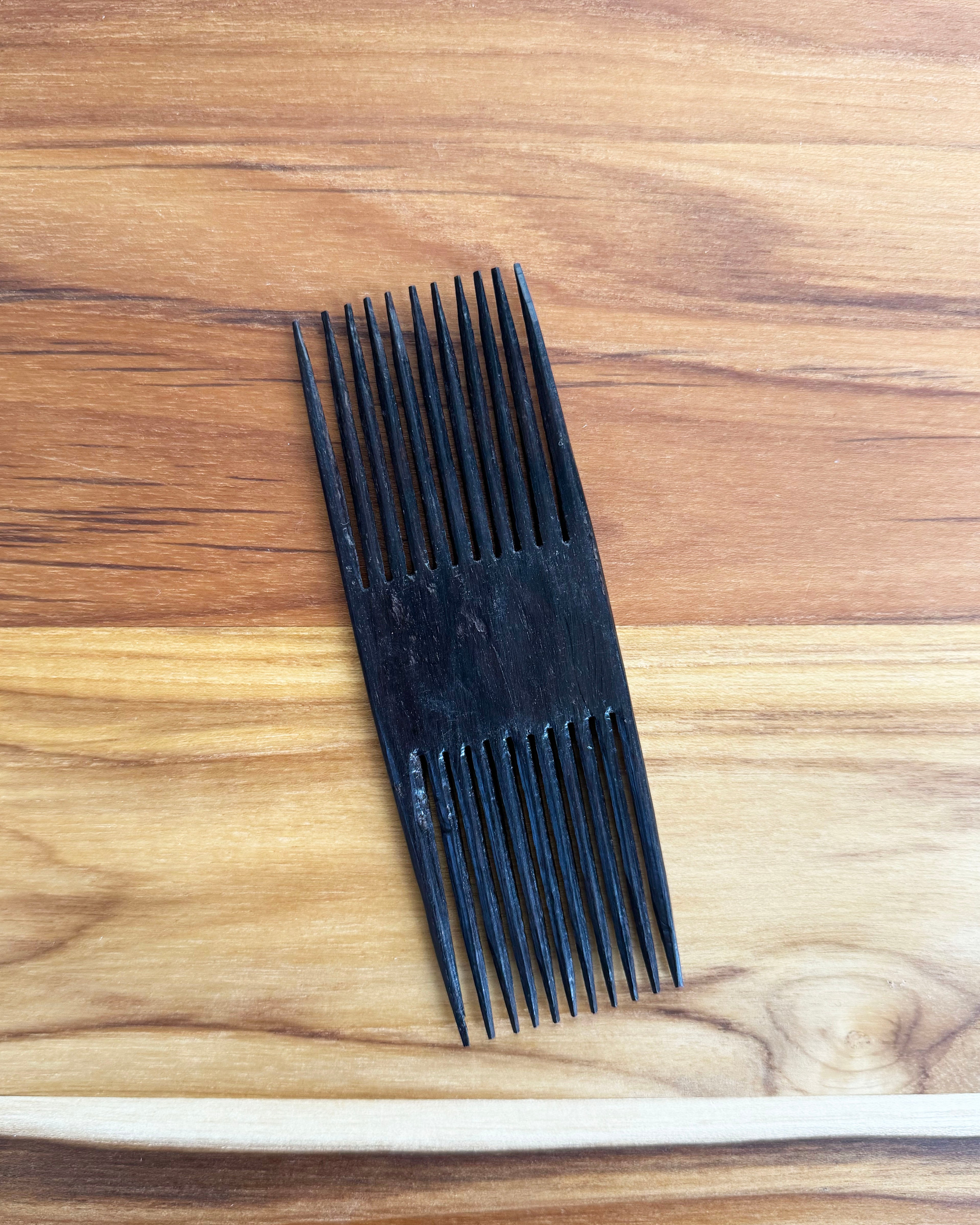Ebony Carved Comb Pick