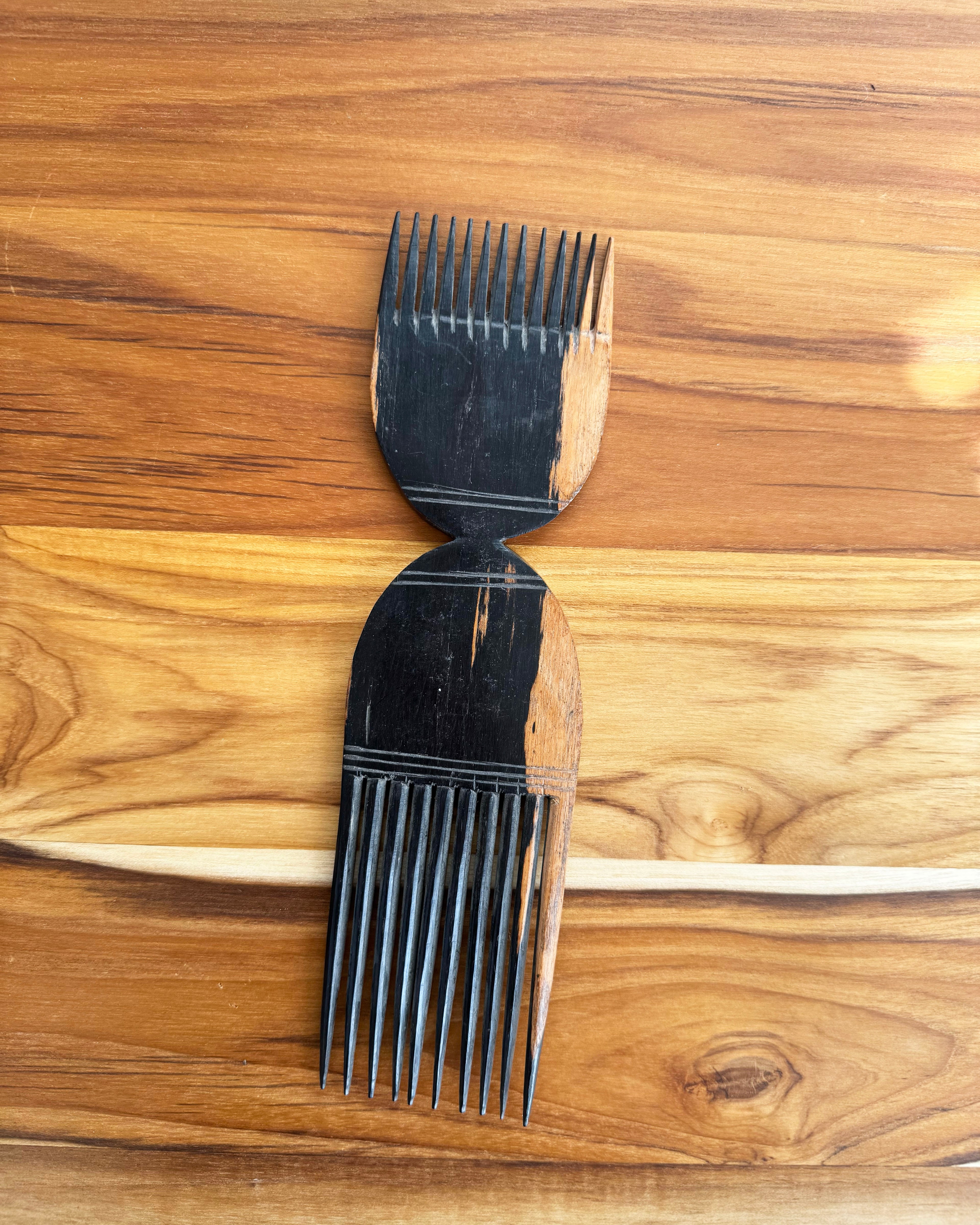 Two Tone Wooden Carved Comb Pick