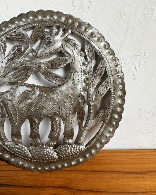 Round Giraffe Metal Wall Art