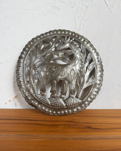 Round Giraffe Metal Wall Art