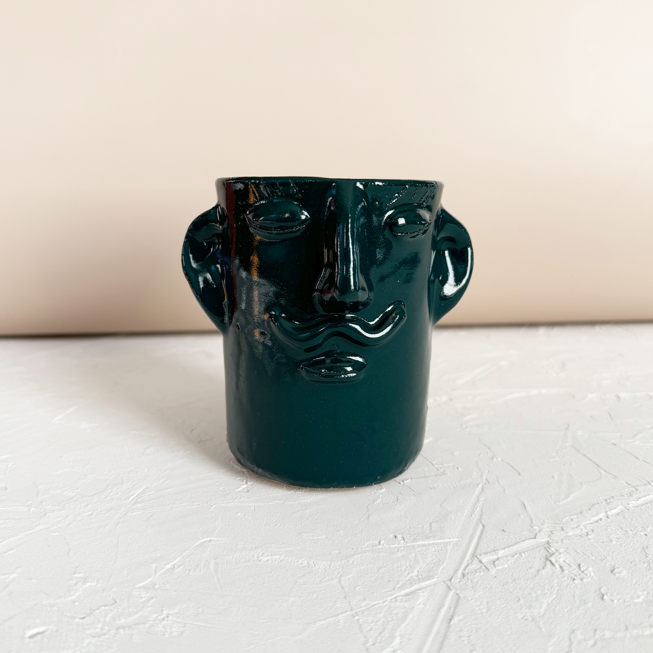 Manny Portrait Mug - Verdoso