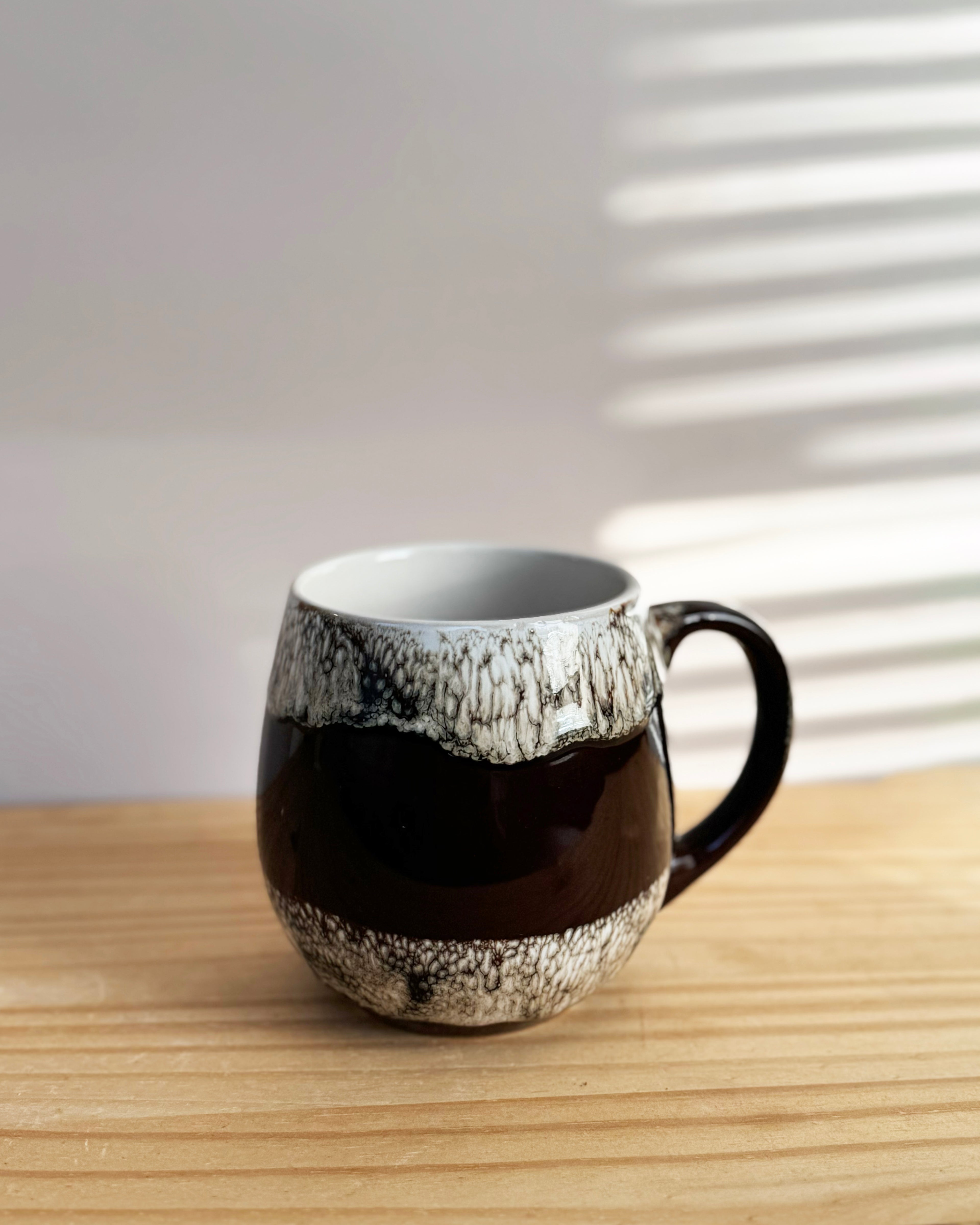 Stoneware Brown Stripe Mug