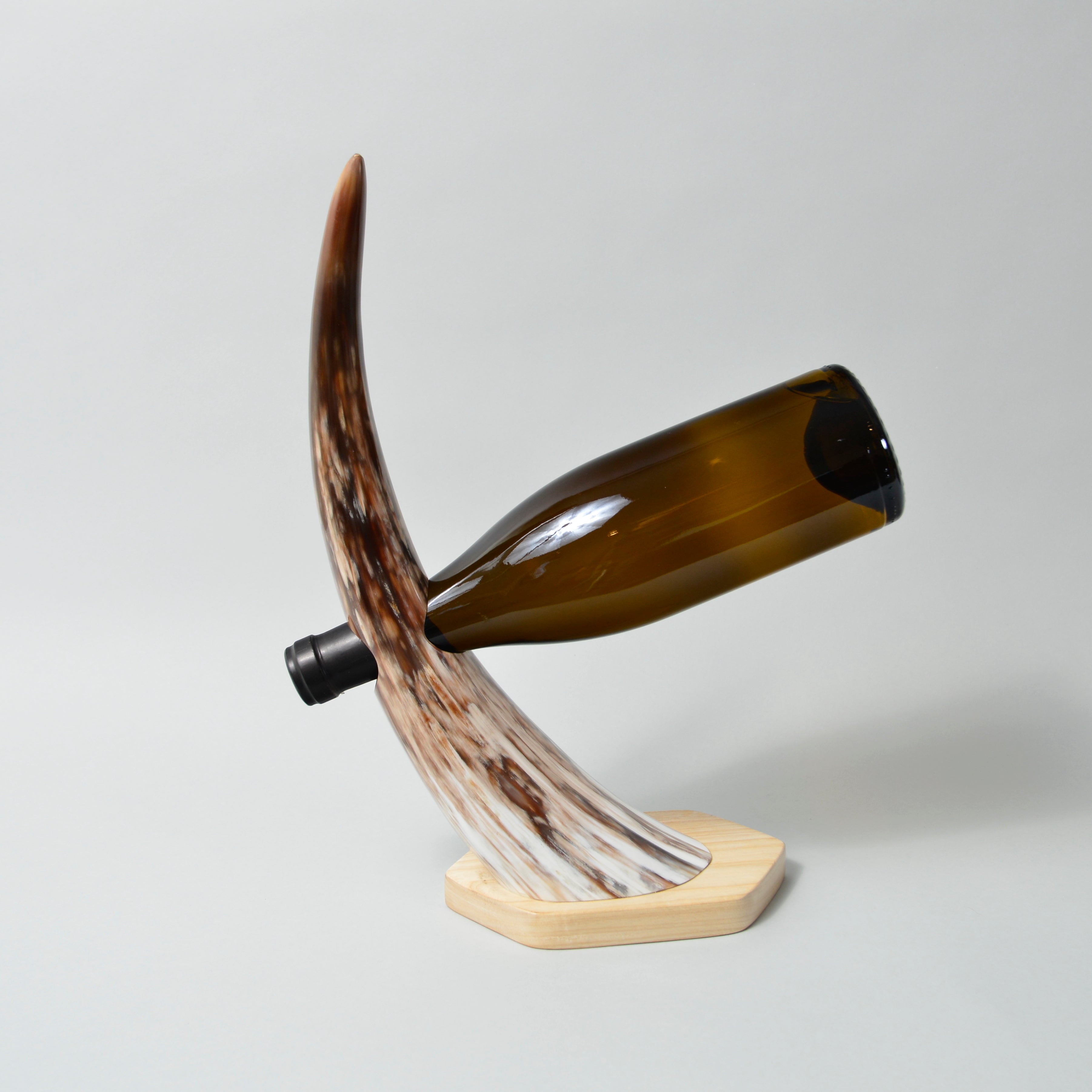 Balanced Horn Wine Bottle Holder